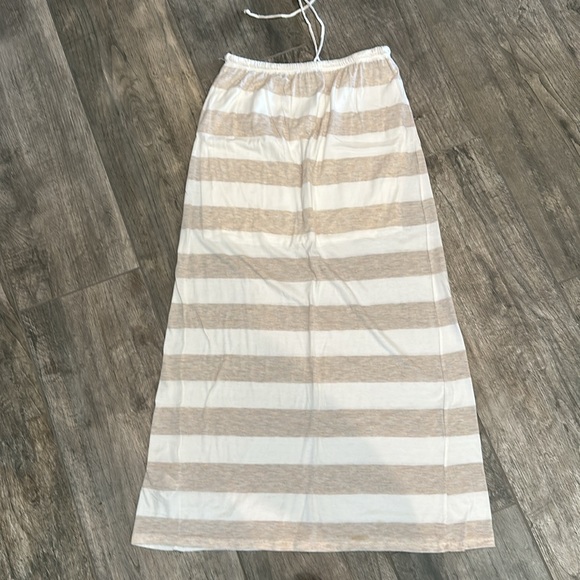 C & C California Long swim cover skirt. - Picture 3 of 5
